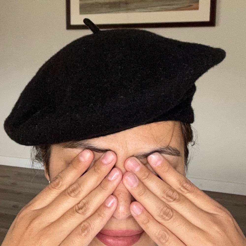 Classic Black Wool Beret - Unbranded